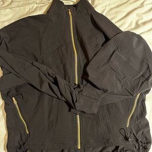 Define Relaxed-Fit Jacket
Luon